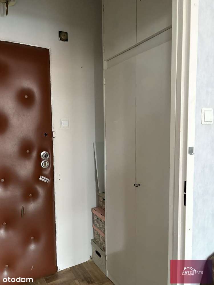 Przestronna Kawalerka z windą Retkinia-4