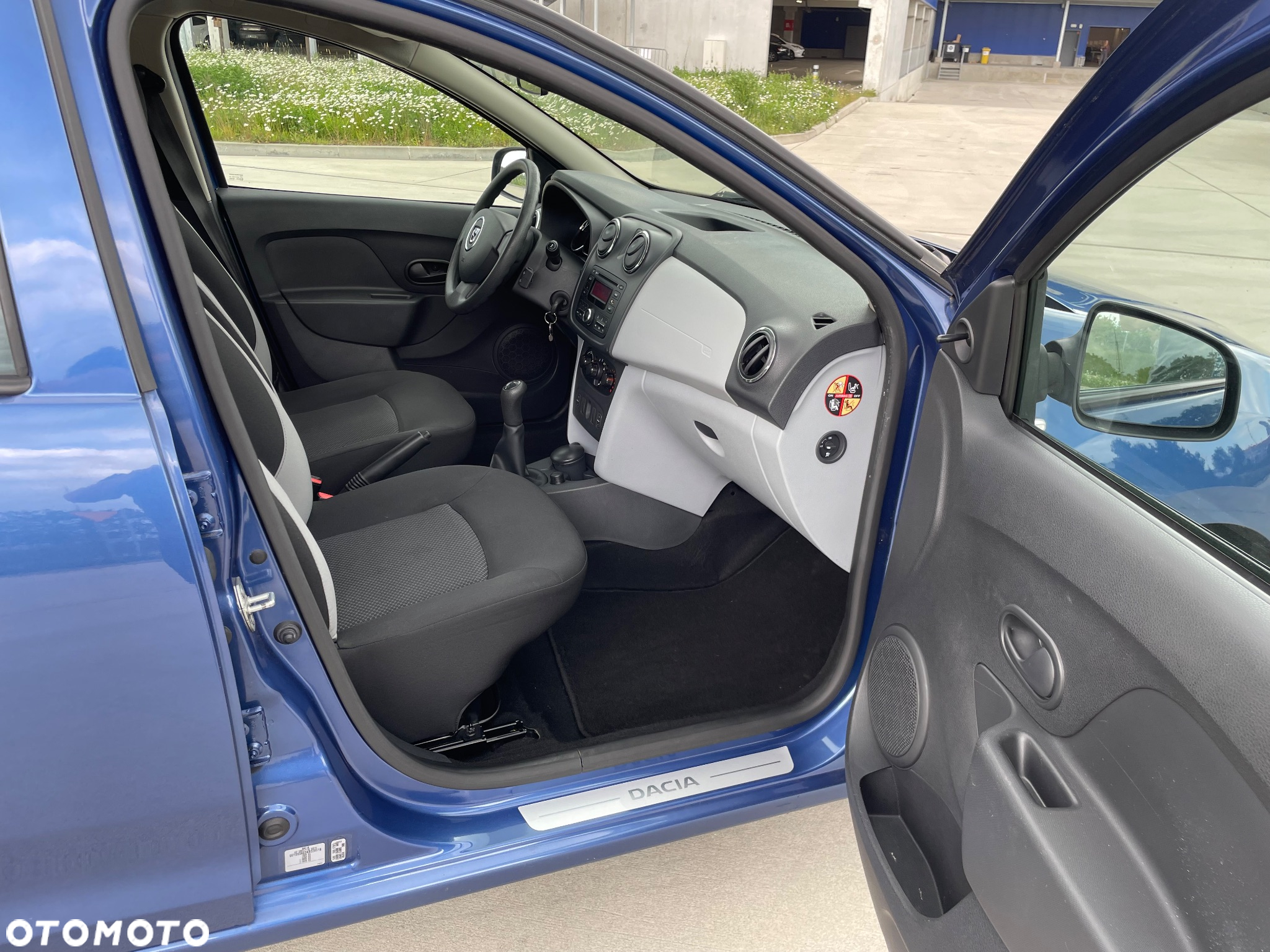 Dacia Sandero 1.2 16V Ambiance - 16