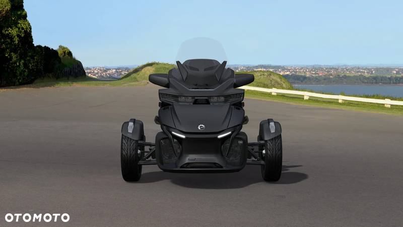 Can-Am Spyder - 11