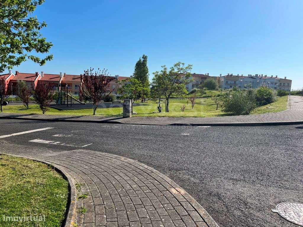 Terreno urbano com 1843m2 para construção de predio habitacional mu... - Grande imagem: 4/7