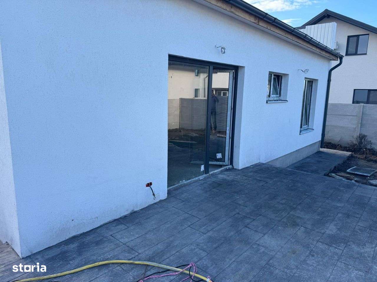 Casa de vanzare - Comuna Berceni/350 mp - Imagine principală: 3/12