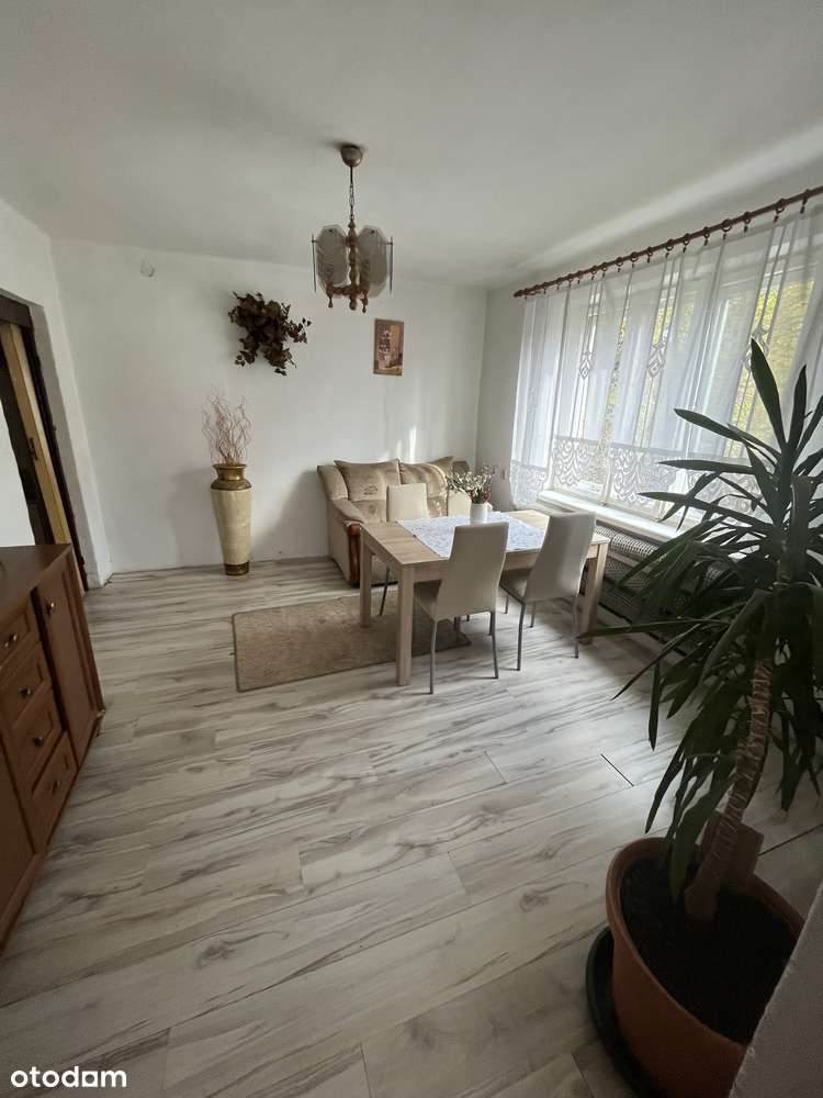 Dom w spokojnej okolicy - Pełny obrazek: 4/20