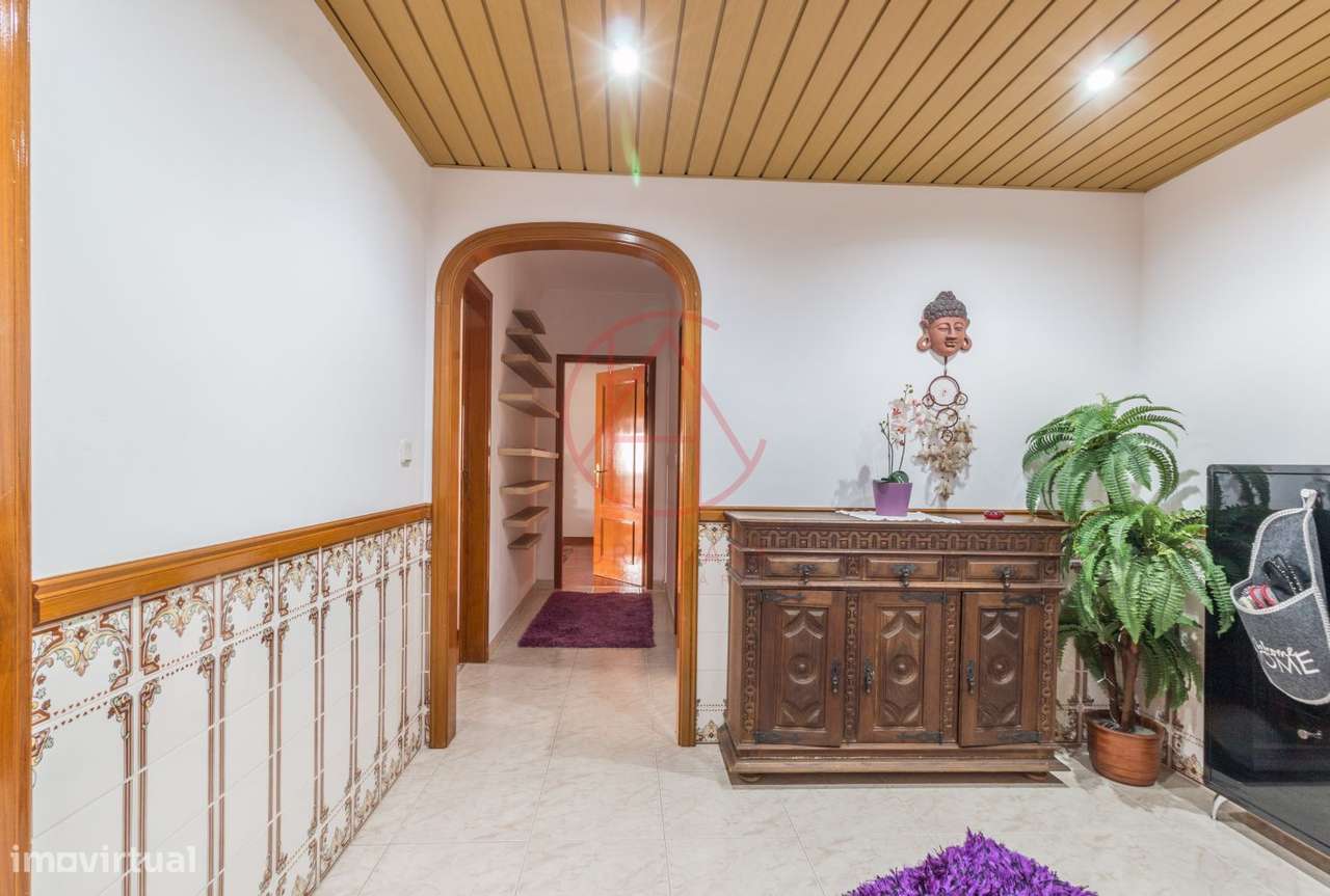 T2 Povoa de Santa Iria com varanda-17