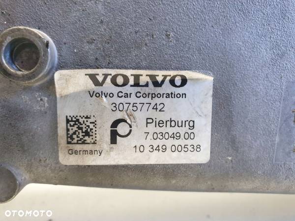 Volvo S60 II 2.0 D3 CHŁODNICA SPALIN EGR 30757742 - 2