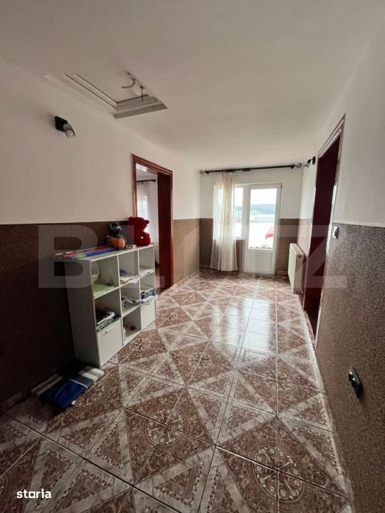 Casa cu 14 ari teren, finisata si mobilata, zona Cepari - Imagine principală: 5/13