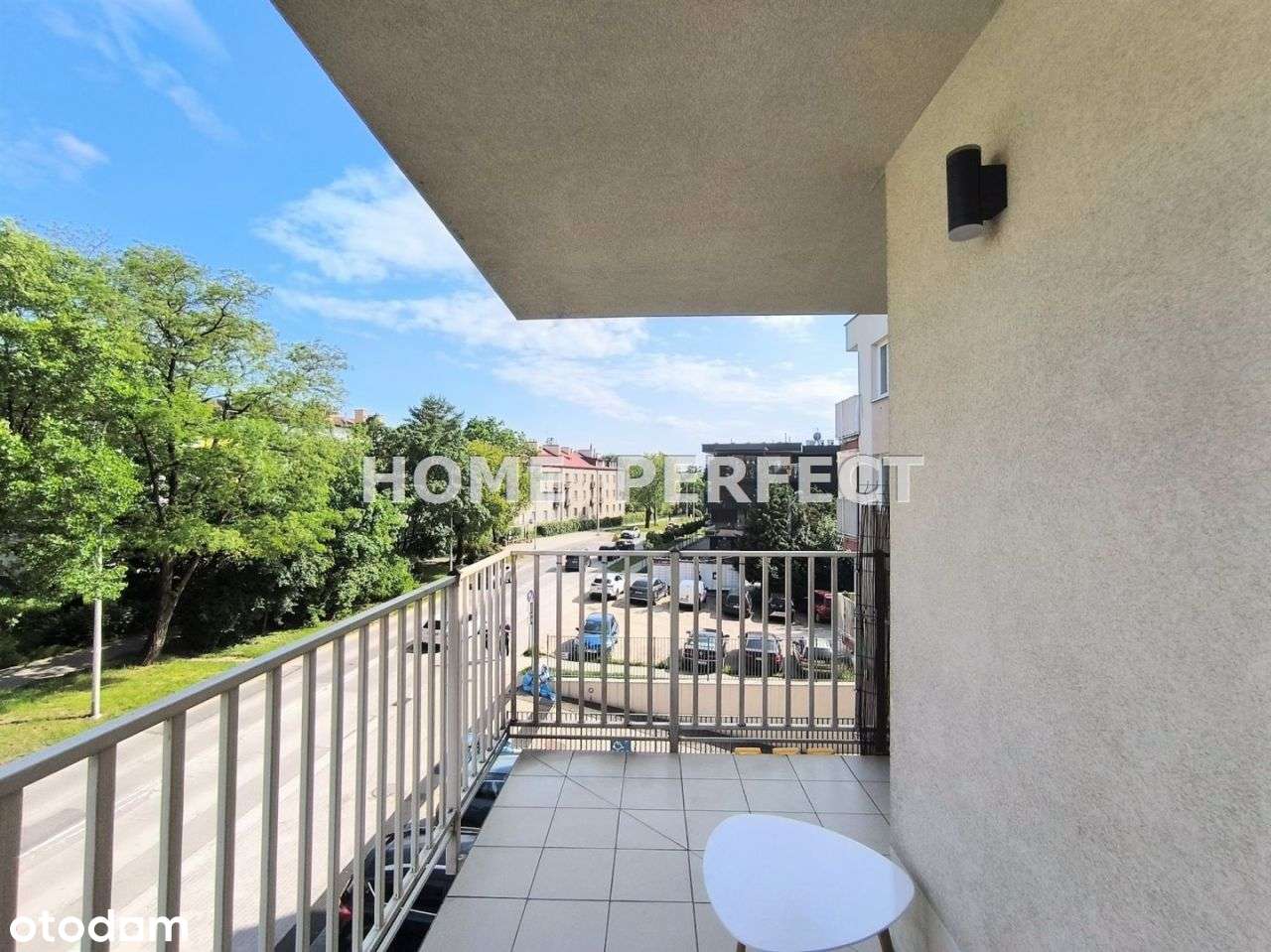 Mieszkanie z dużym balkonem-Klonowa 33-16