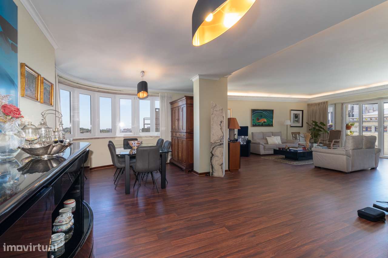T3 Av. João XXI | 200m2 | 2 Elevadores | 2 Parqueamentos | Arrecadação-5