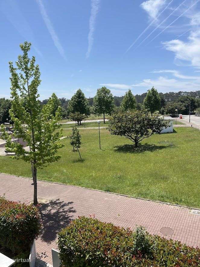 Quarto em apartamento familiar, vistas jardim - Grande imagem: 5/5