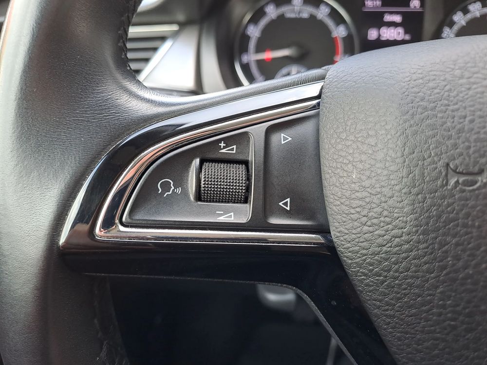SKODA RAPID 1.0TSI 110KM Style Kamera SmartLink Salon Grzane fotele PL ASO VAT23%