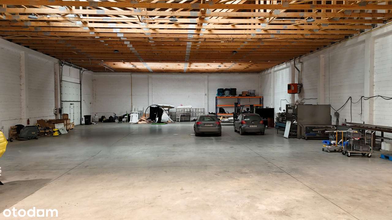 Nowoczesny kompleks produkcyjno-magazynowy z biurami i halą-7