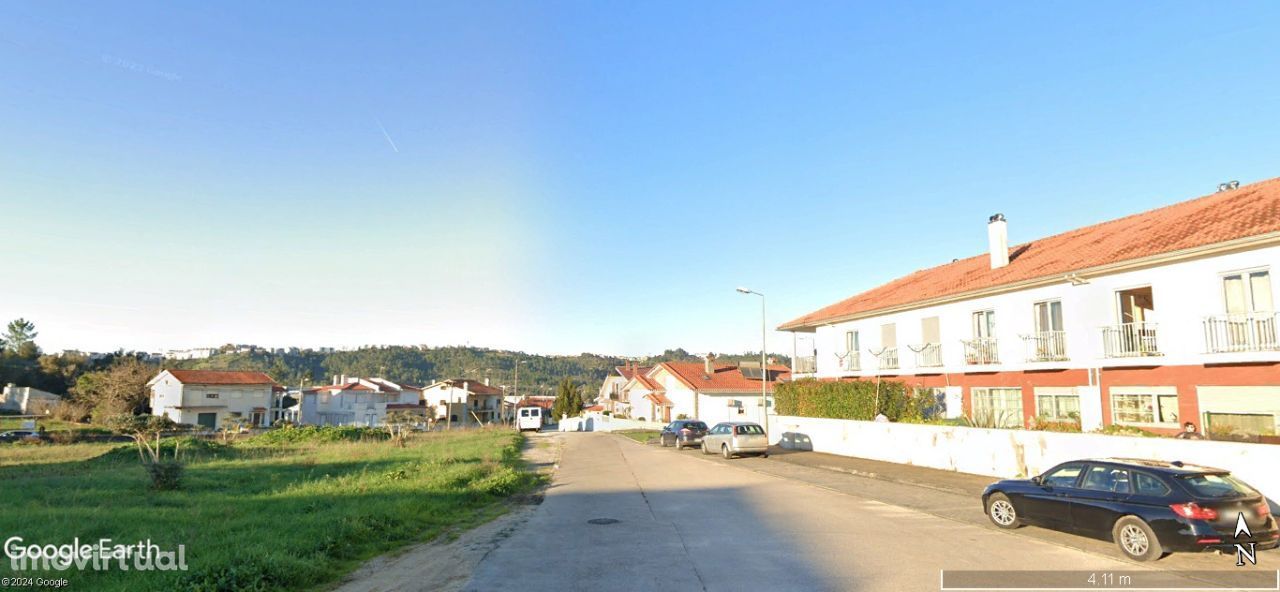 Moradia M4 em banda, condomínio privado, em Eiras, Coimbra