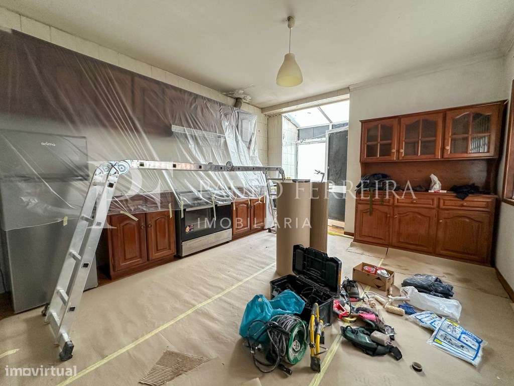 Apartamento T1+1 no centro próximo da praia-8