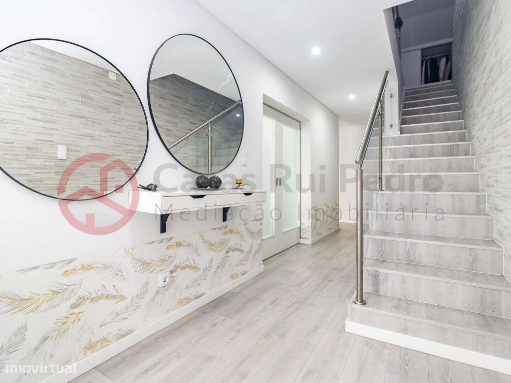 Moradia T3+2 Remodelada com garagem 740 m² de Terreno em St Antonio...-7