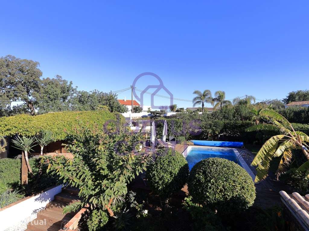 Moradia T4 com Piscina e Garagem em Peral - São Brás de Alportel-19