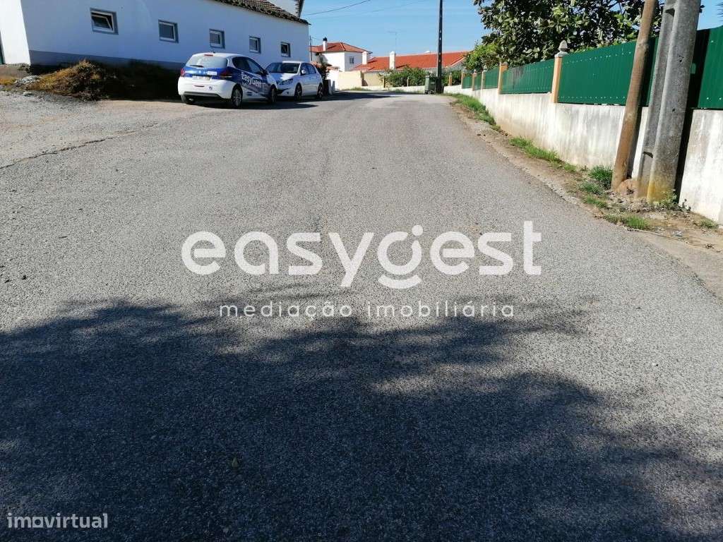 Terreno Rústico com viabilidade de construção uma moradia isolada - Grande imagem: 2/5