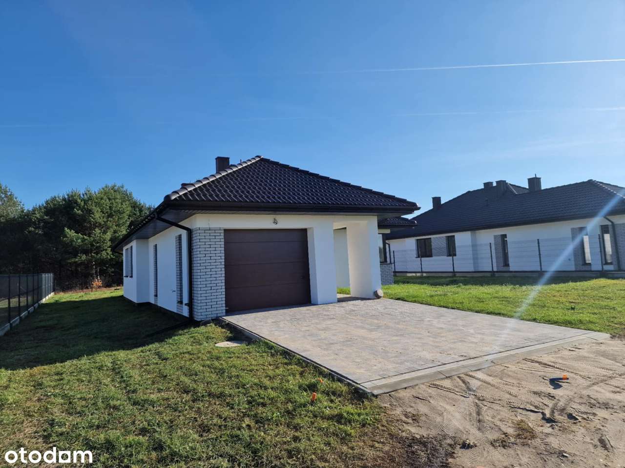 Nowy dom parterowy 129 m² | działka 800 m² |-1