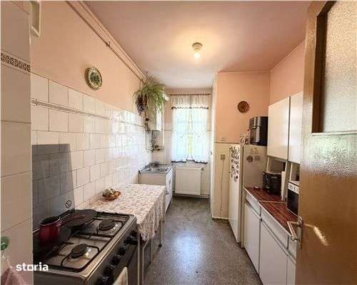 Apartament de vanzare cu 3 camere si balcon- etaj 2 - Mihai Viteazu - Imagine principală: 4/11