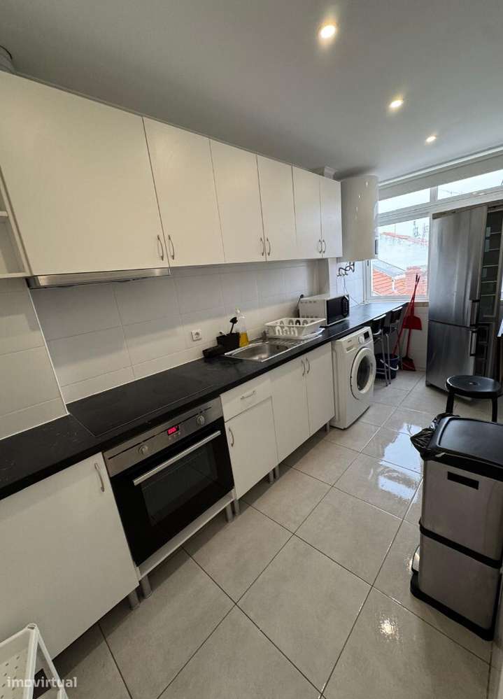 Apartamento T2 em zona de Lisboa - Grande imagem: 4/8