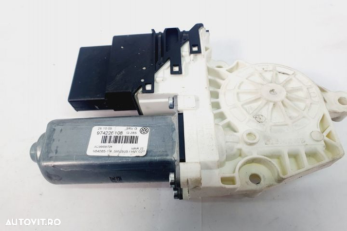 Motoras macara geam dreapta spate 3C9959704 Volkswagen VW Golf 5 seria - 5