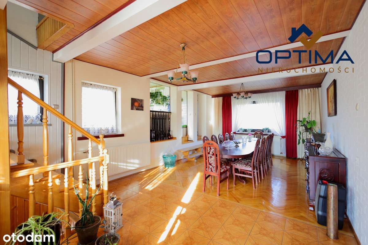 Duży dom na dużej działce pod lasem-9