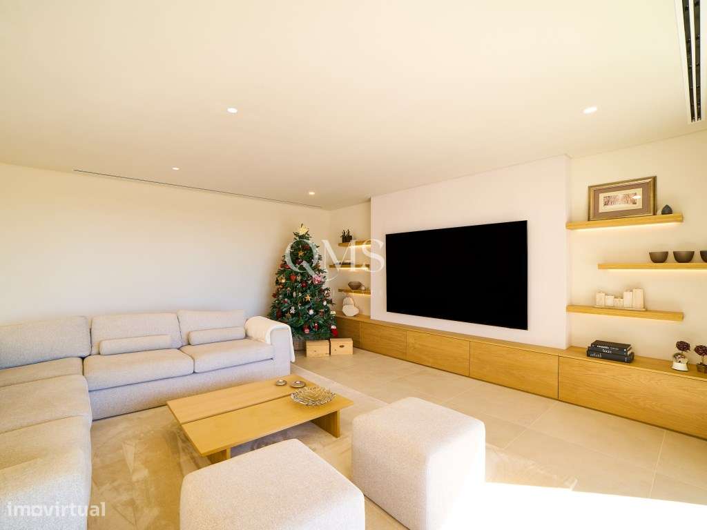 Onde o Céu Toca o Mar Um Santuário Contemporâneo Acima do Algarve-11