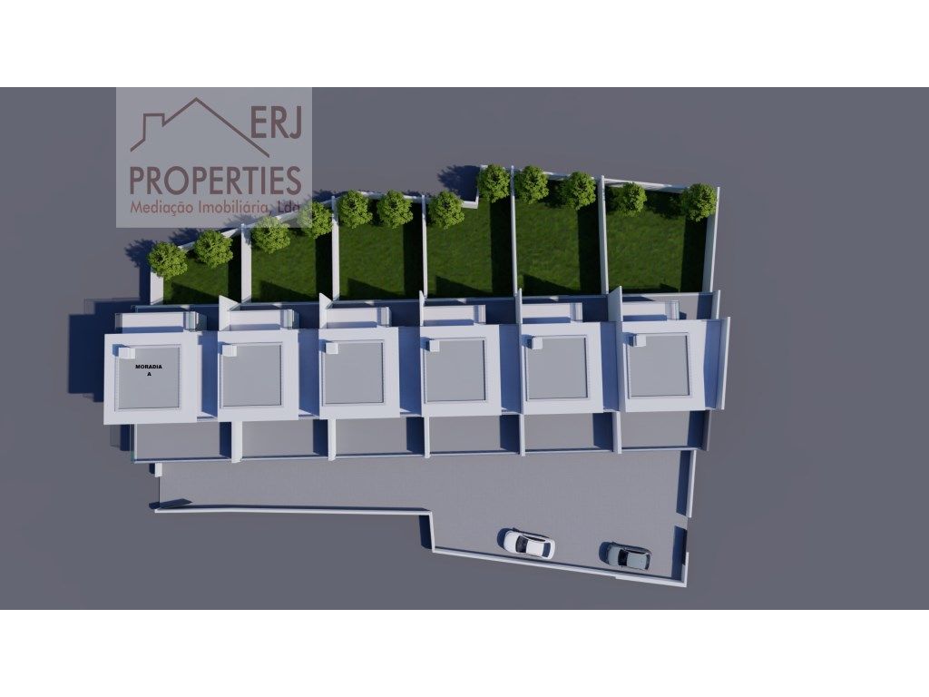 Moradia T2+2 em Construção