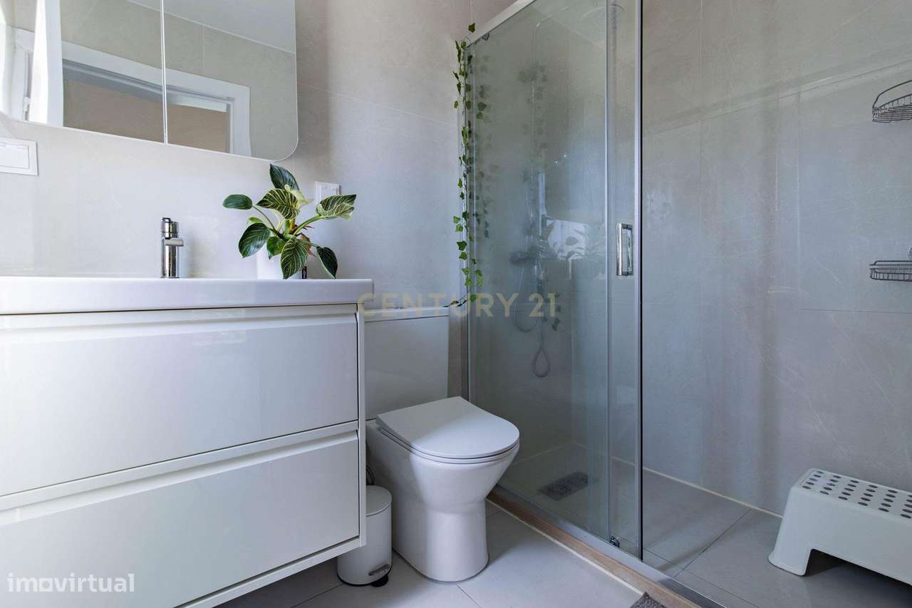 Casa Renovada em Aljubarrota, Alcobaça - 4 Quartos e Jardim-16