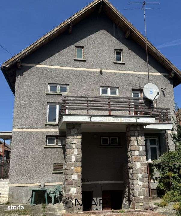 Casa  5 Camere 160 mp, zona  Aurel Vlaicu - Imagine principală: 3/19