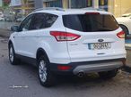 Ford Kuga 2.0 TDCi Titanium - 3