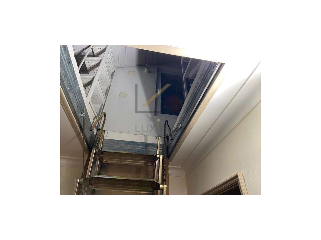 Moradia T3+1 em Vila Nogueira de Azeitão-44