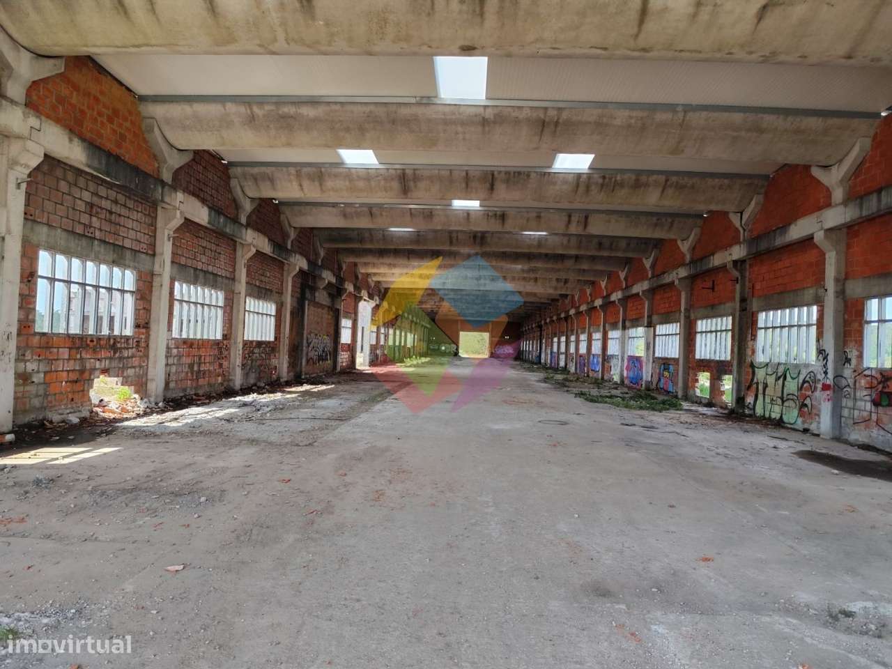 Armazem industrial 21.395,90m2 Minas do Pintor Nogueira do Cravo-3