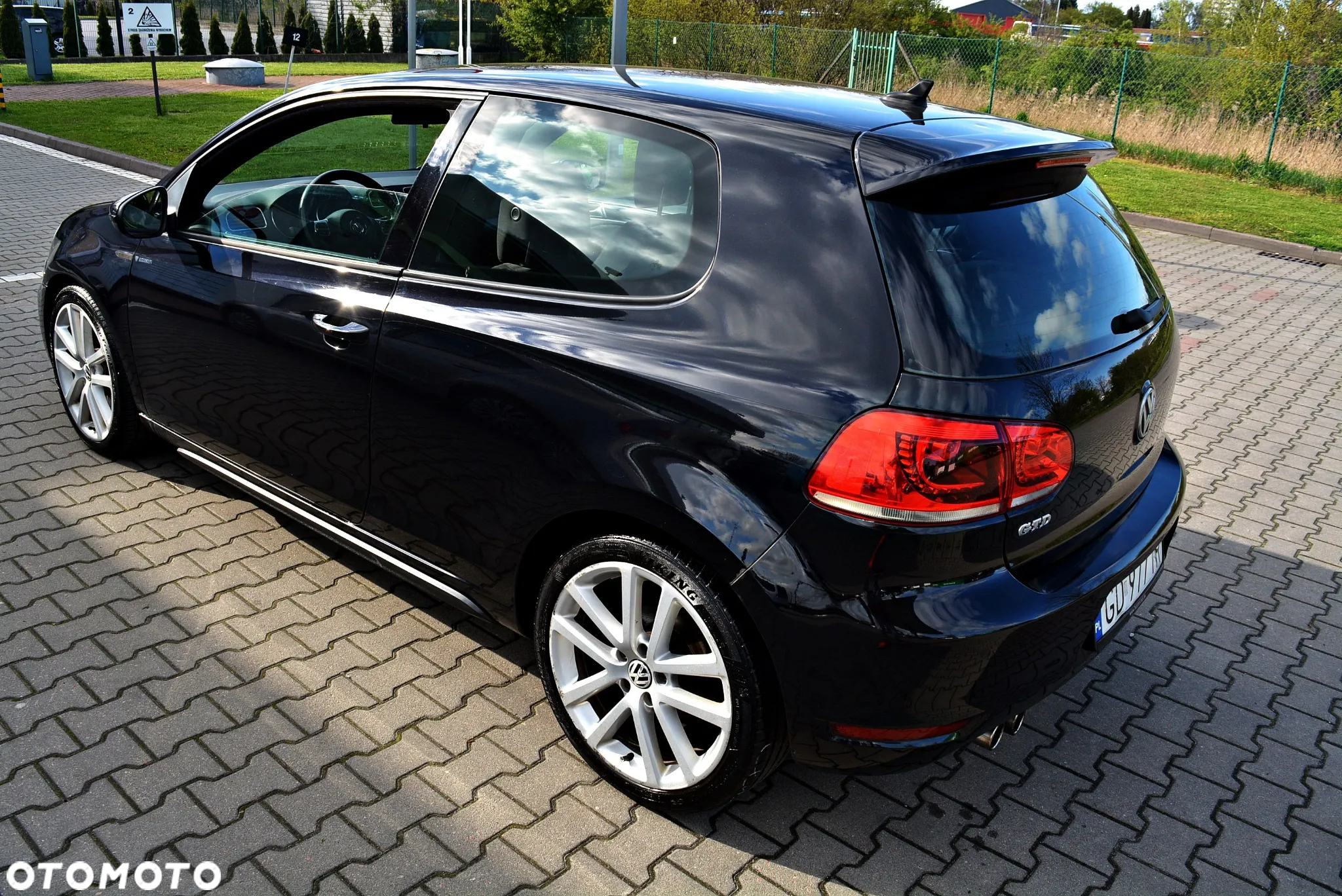 Volkswagen Golf VI 2.0 TDI GTD DSG - 14