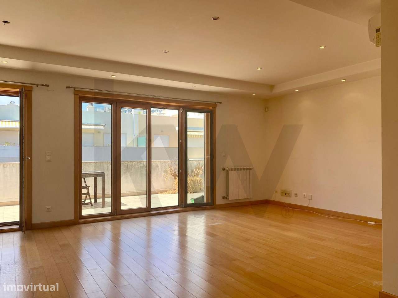 Fantástico Apartamento T2 Com 2 Terraços e Varanda - Expo SUL - Grande imagem: 2/27