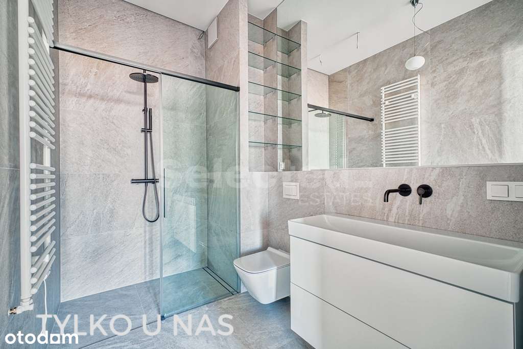 Przestronny apartament na ostatnim piętrze-12