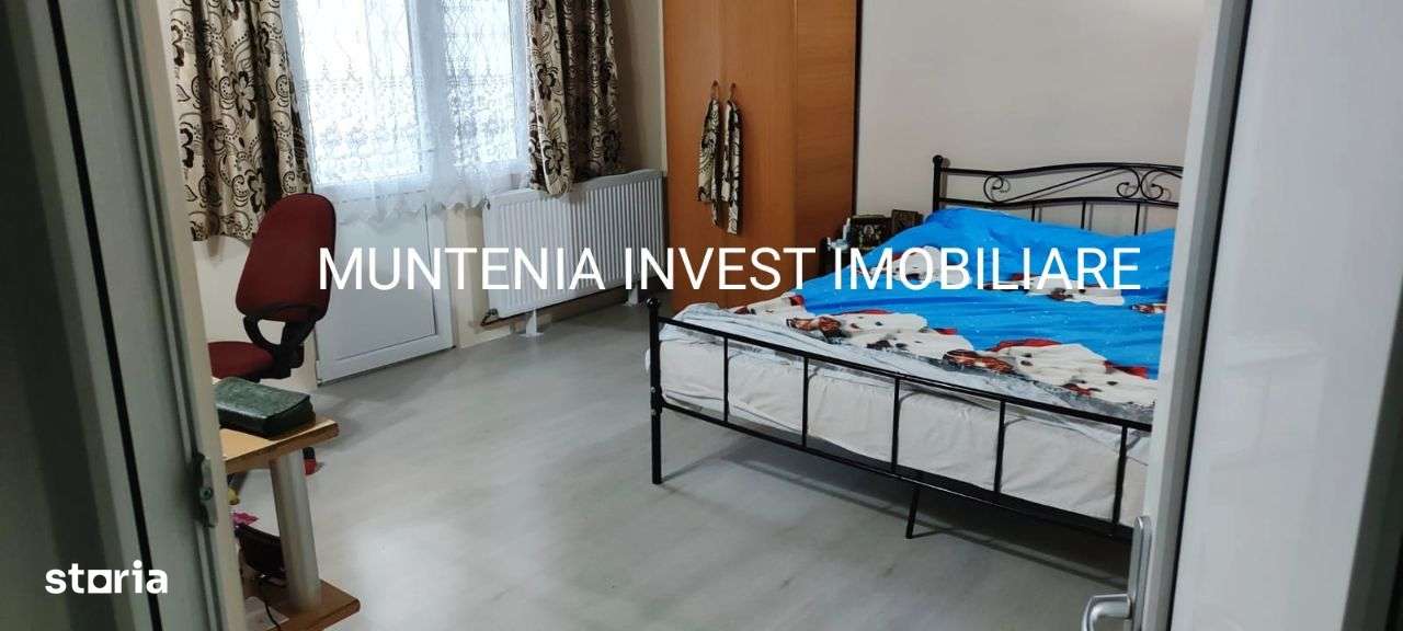 Casă de vânzare Parter +etaj, teren 500mp, Bascov - Imagine principală: 5/14