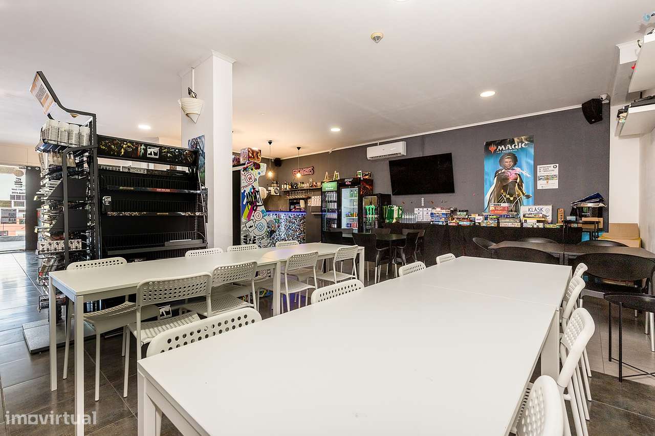 Trespasse de Espaço Comercial c/ 98 m² todo quipado | Nova Eborae, Bac-5
