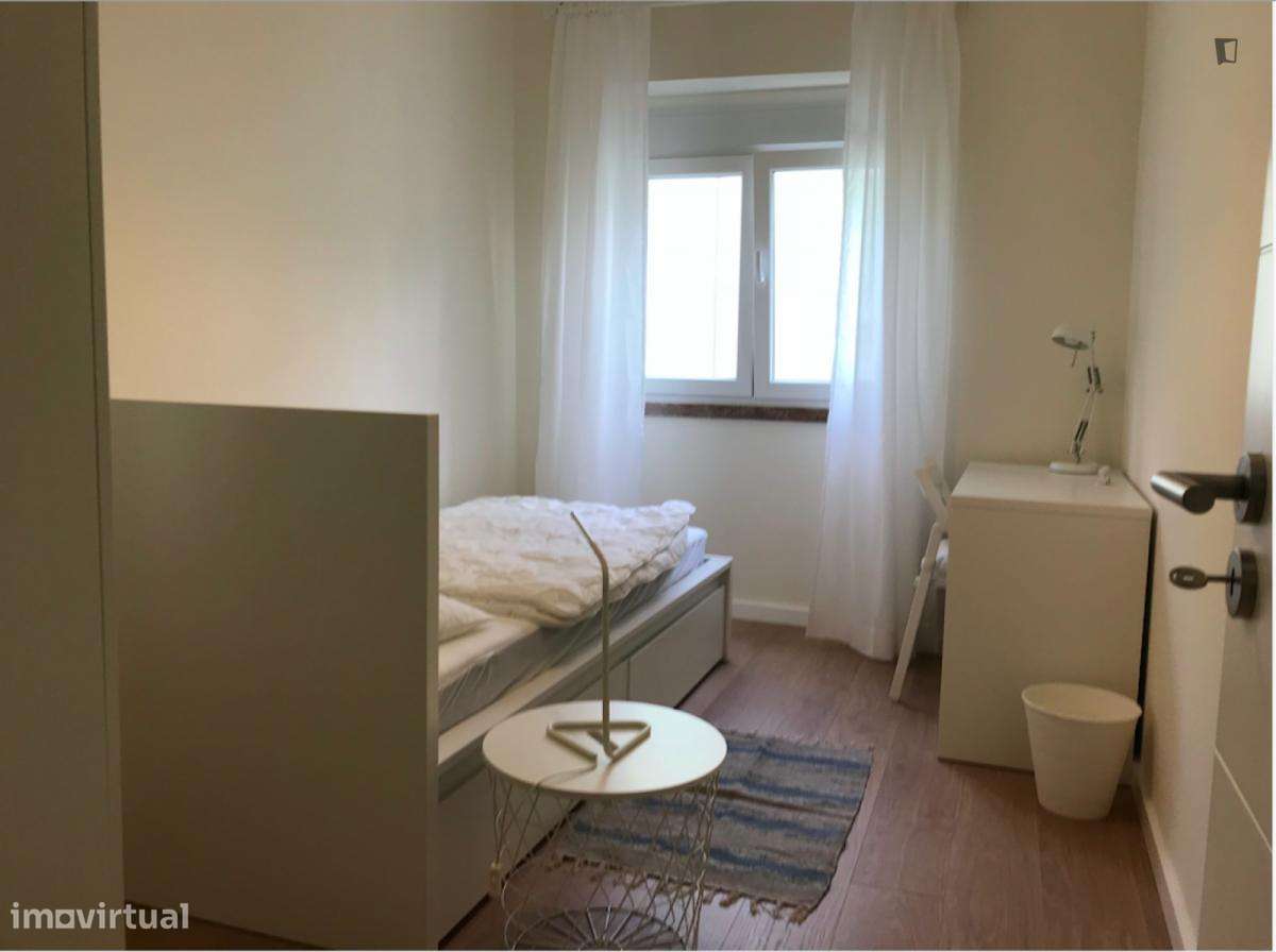 Quarto - localizado em Parque das Nações Lisbon - Grande imagem: 4/10