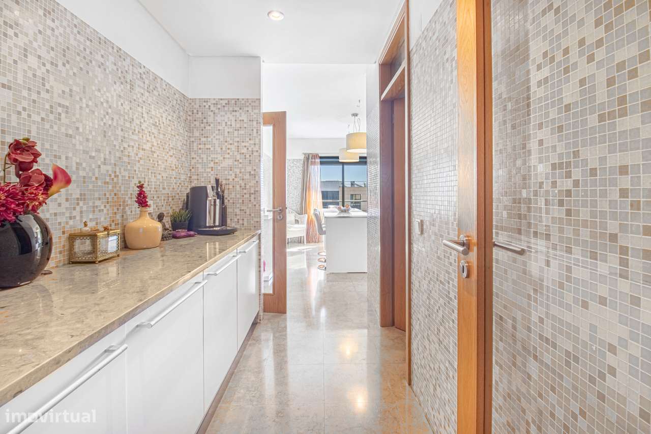 Apartamento T3 - Condomínio Luna Rio - Parque das Nações-21