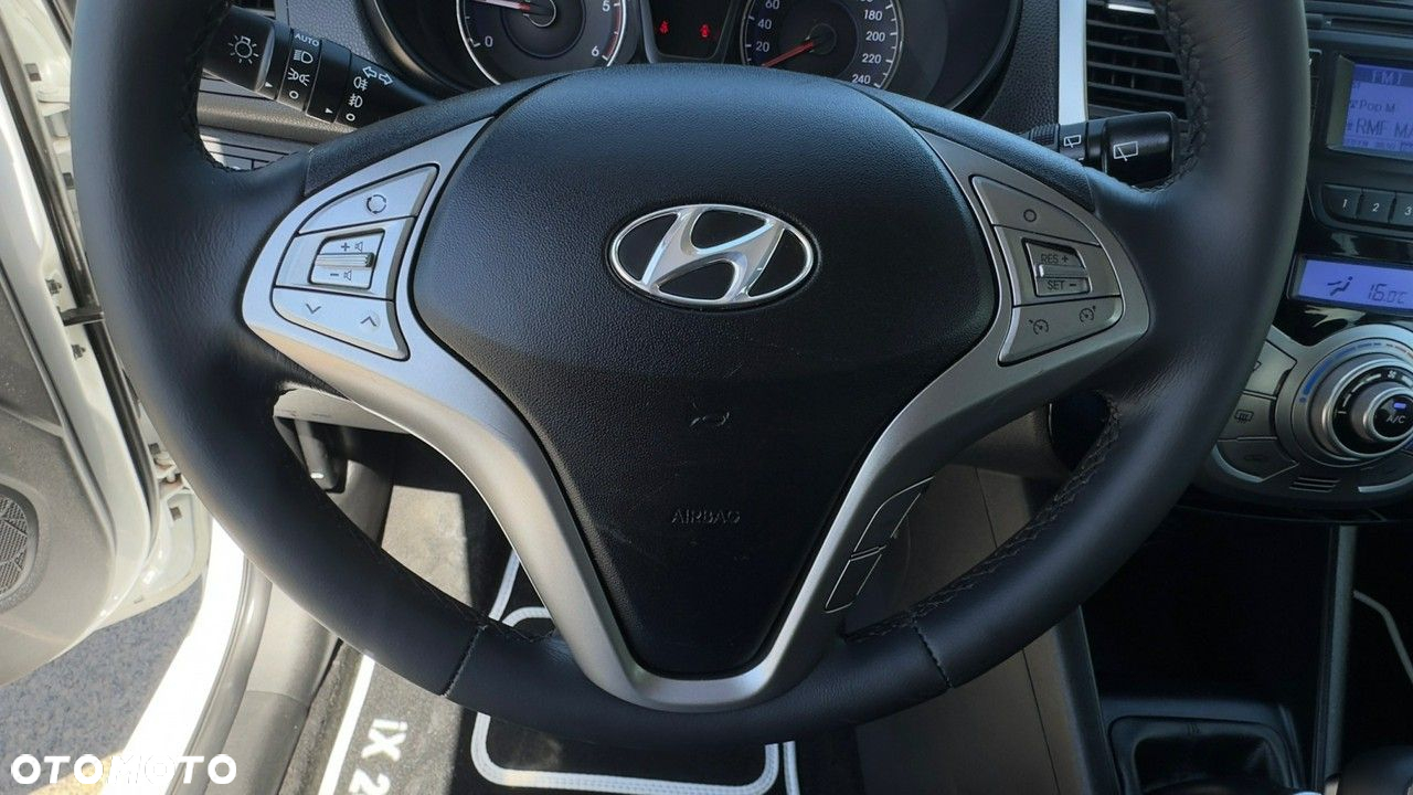 Hyundai ix20 - 21