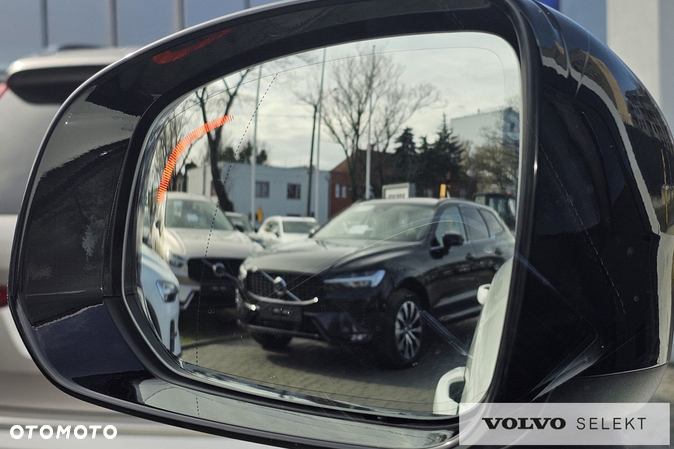 Volvo XC 90 - 32