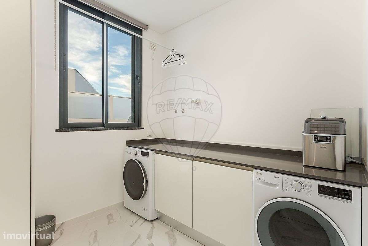 Moradia T4 para venda-20