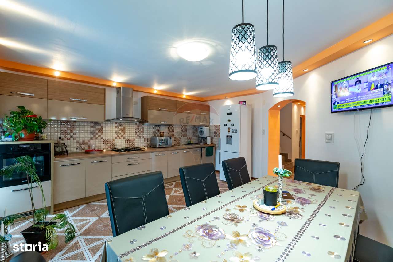 Vila / casa de vanzare in jud. Bacau, Ungureni-4