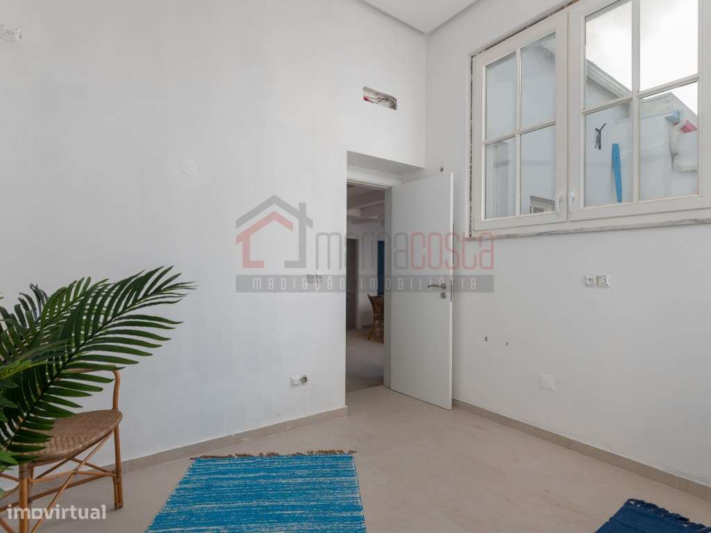 Moradia no Centro de Peniche-9