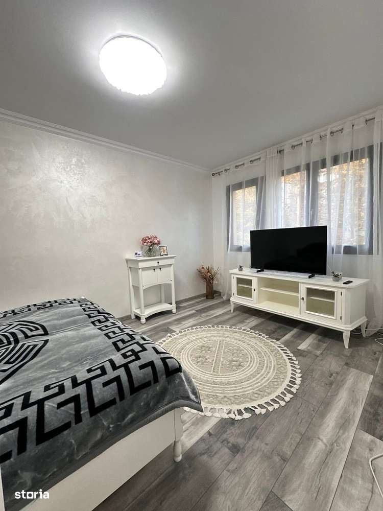 De vanzare 2 camere mobilat și utilat Pret 69.900e - Imagine principală: 4/11