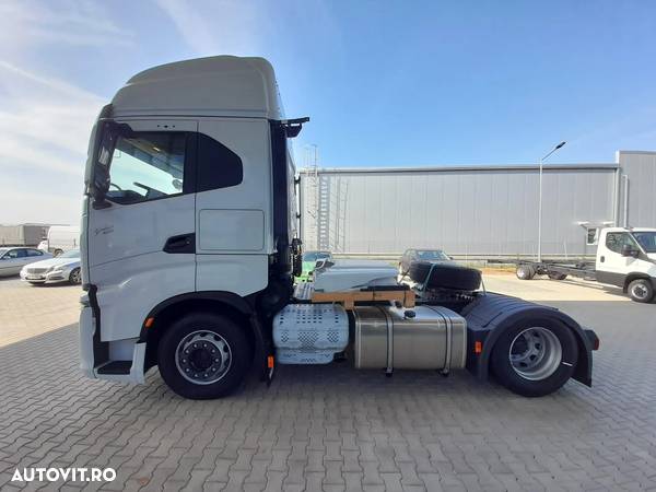 Iveco S-Way - 16