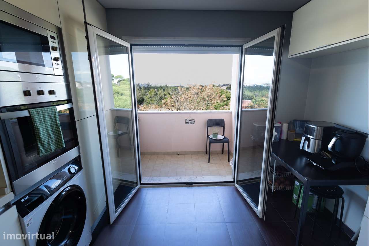 Apartamento T3 na Praceta Vale de Gatos, Amora-5
