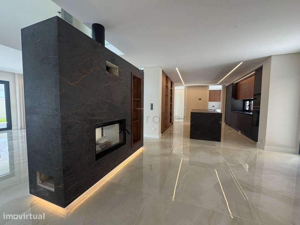 Moradia T4 Luxo Isolada | Belverde | Piscina | Garagem-53