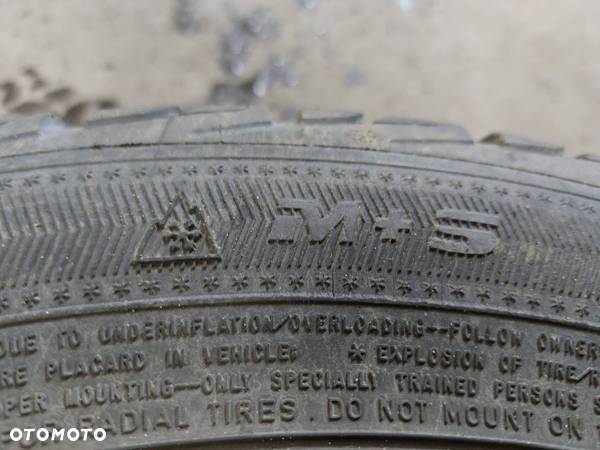 OPONA ZIMOWA 1 SZTUKA FULDA KRISTALL 205/55R16 2005r PASSAT B6 - 5