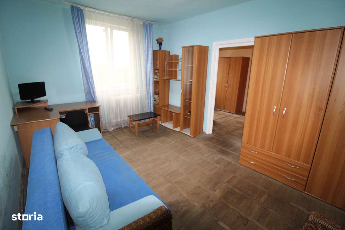 Vând apartament 3 camere în Hunedoara, zona OM-Pța.Eliberării, 75mp - Imagine principală: 2/11