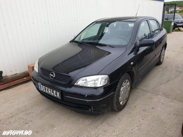 Dezmembrari Opel Astra G 1.6 benzina 8 valve Piese Opel Astra G 1.6 8v - 5